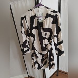 H&M  kimono sleeve wrap dress
